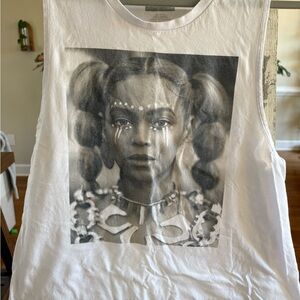 Beyonce Artistic Graphic Tank Top - White
